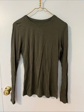 Cuddl Duds Olive Green Long Sleeve Tee